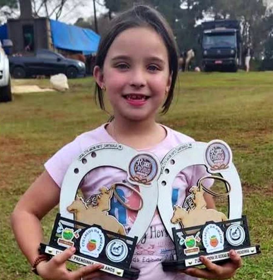 Tragédia no Brasil: menina de 9 anos morre após queda de cavalo durante evento no Paraná