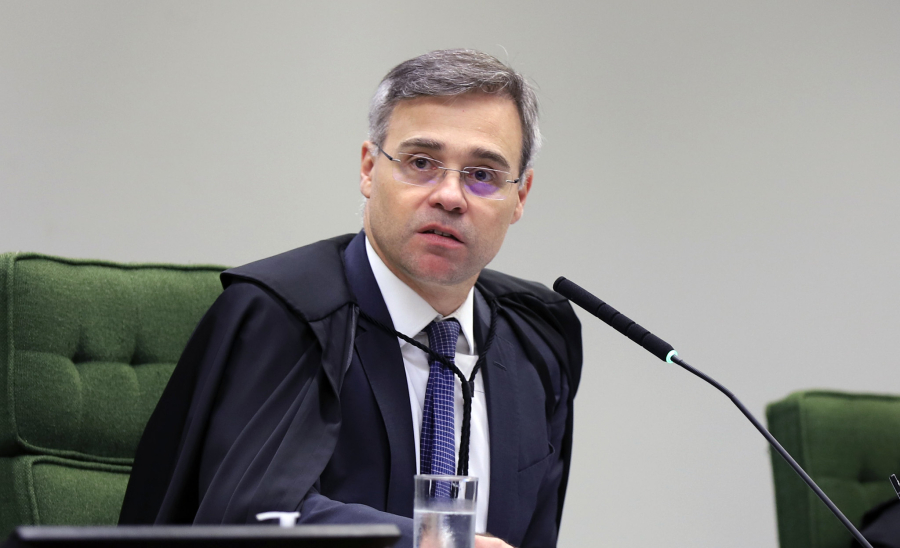 Mendonça rejeita ação contra reajuste do Bolsa Família Decisão foi tomada por questão processual, sem análise do mérito