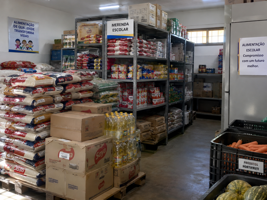 Gaeco prende quatro em operação que investiga desvio de recursos da merenda escolar em Água Clara