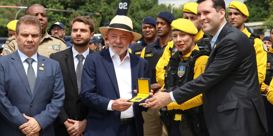 Lula rebate Trump e defende retomada de territórios dominados pelo crime no Rio