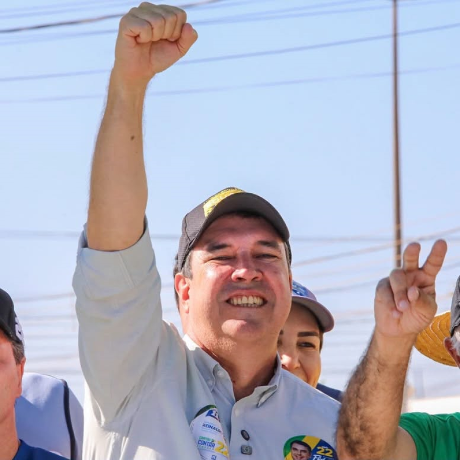 Eduardo Riedel é reeleito governador de MS no primeiro turno