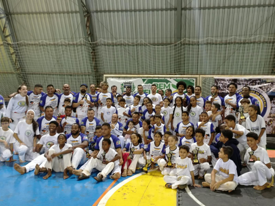 Festival Infantil de Capoeira reúne crianças de quatro estados em Chapadão do Sul